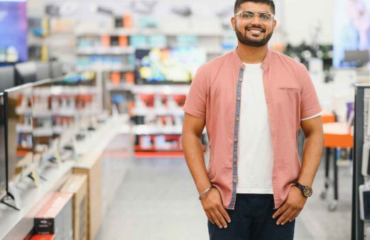 חנות מחשבים וסלולר2